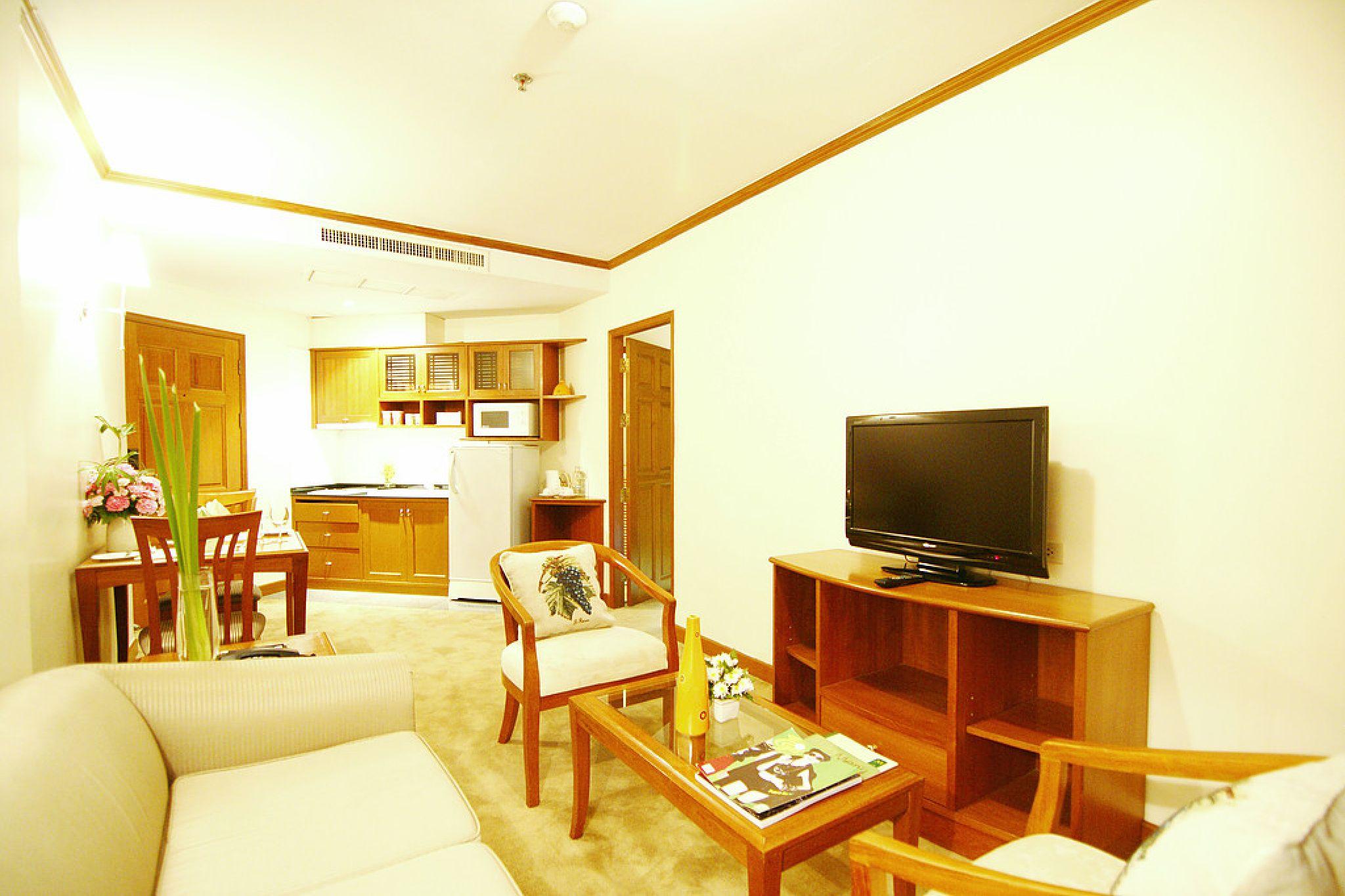 בנגקוק Grand Diamond Suites Hotel מראה חיצוני תמונה