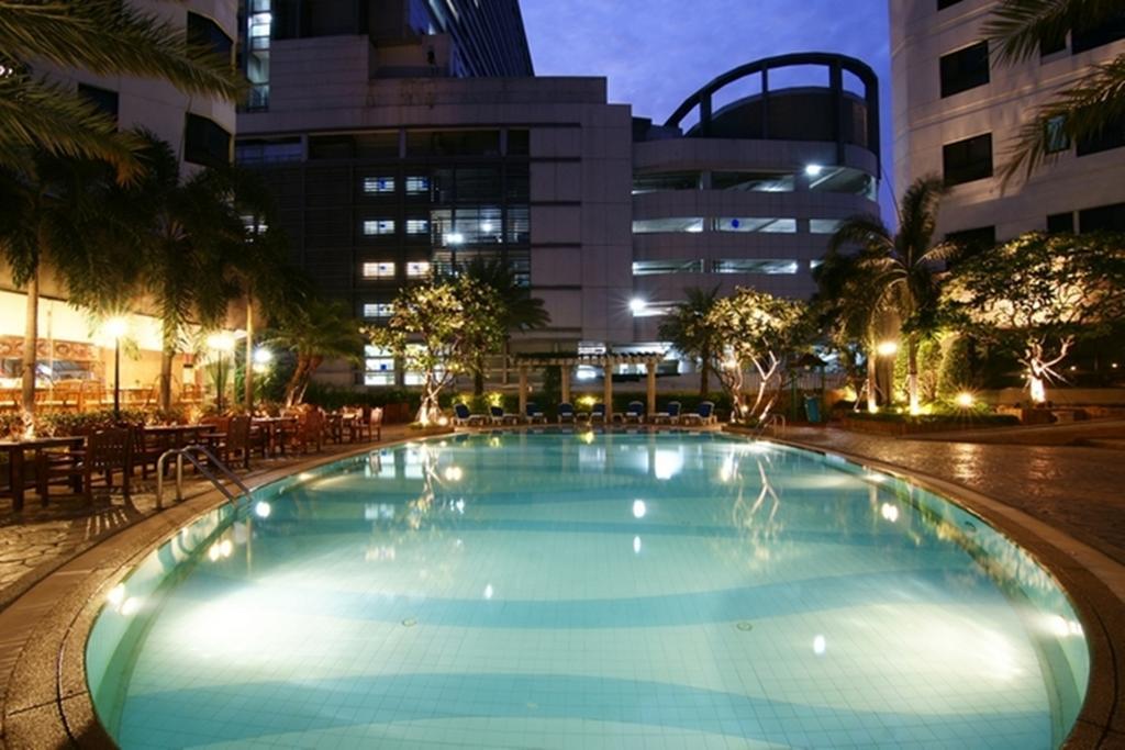 בנגקוק Grand Diamond Suites Hotel מראה חיצוני תמונה